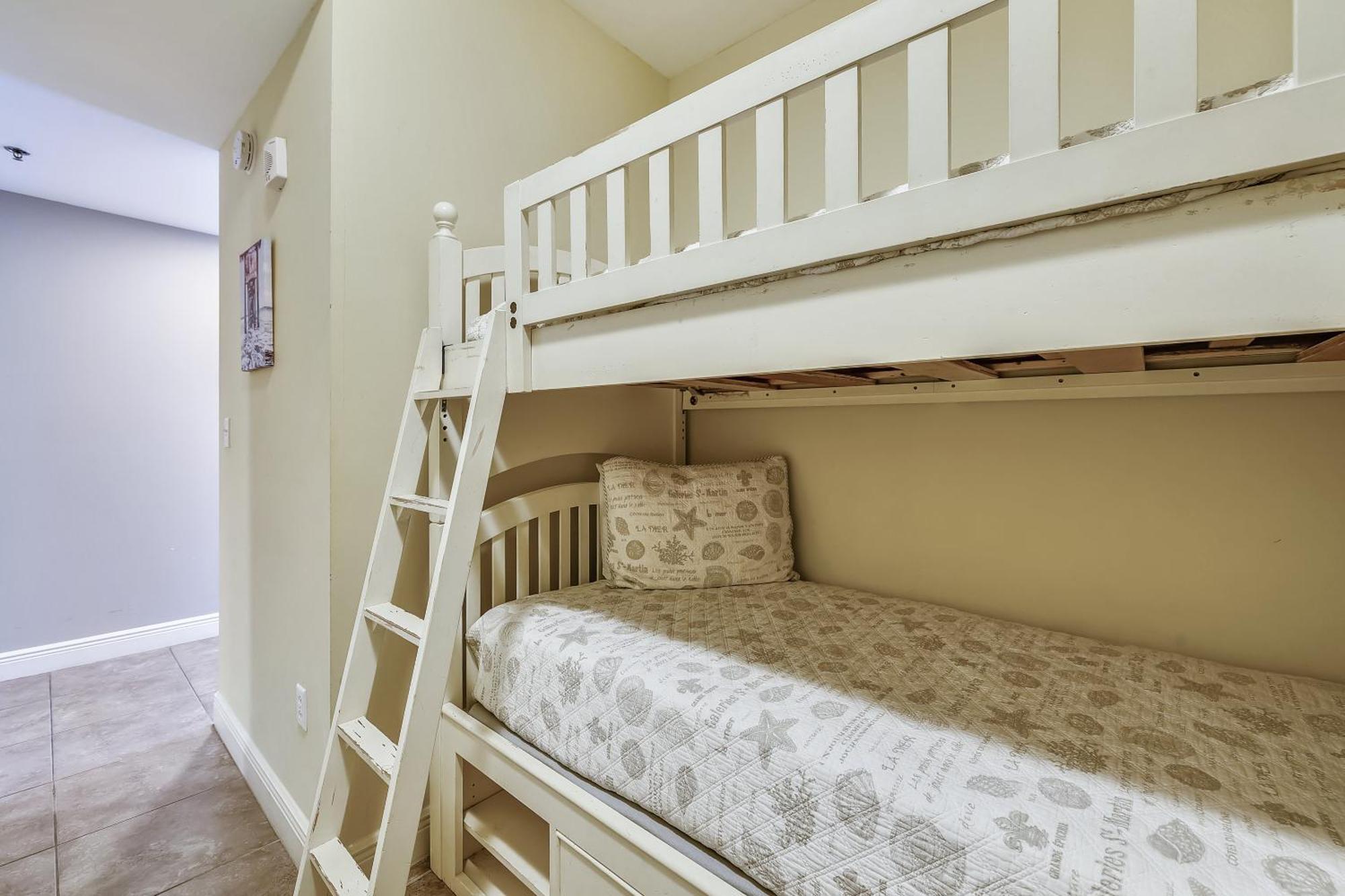 Sterling Breeze #1702 By Book That Condo Panama City Beach Phòng bức ảnh